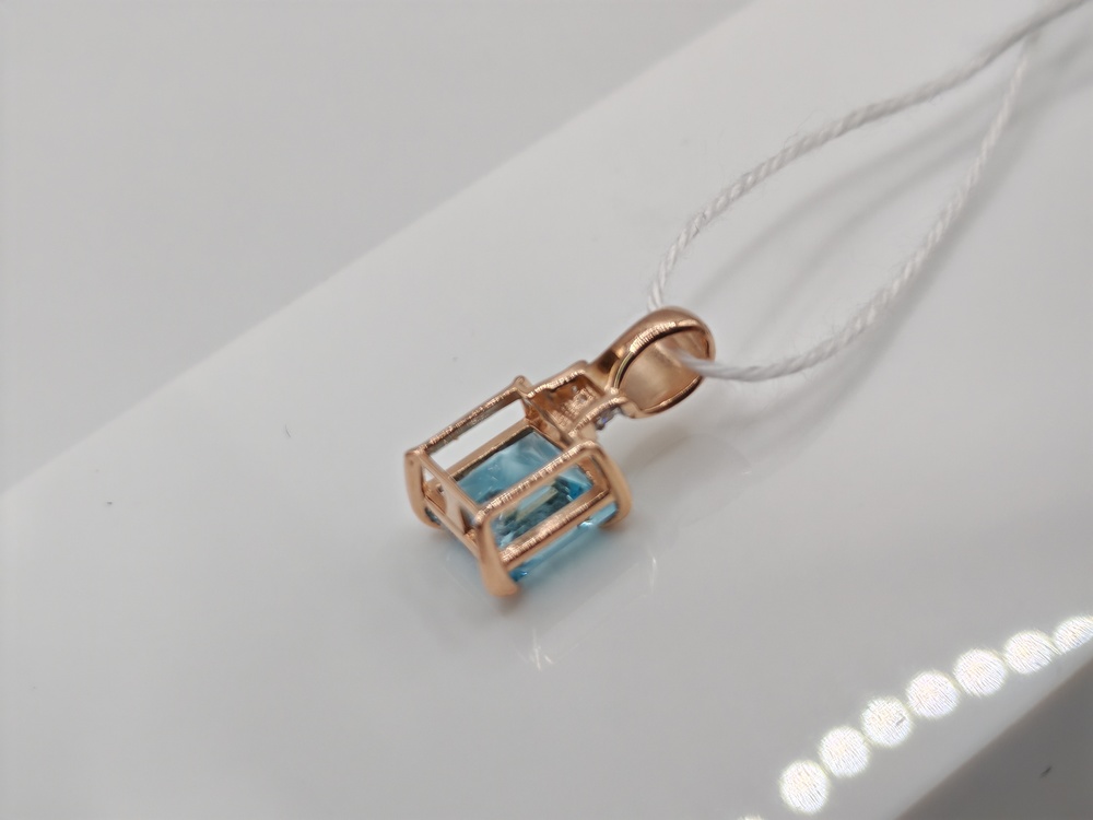 ПОДКМИ585 ПОДВЕСКА С КАМНЯМИ (Au 585)