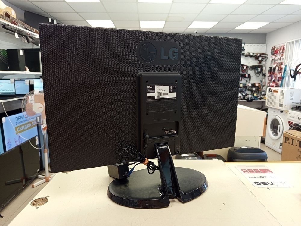 Монитор LG 22M38A-B;