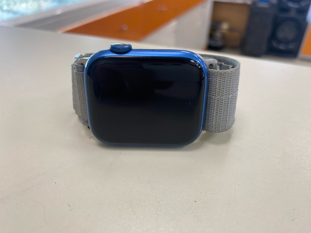 Смарт-часы Apple Watch Series 7 45mm