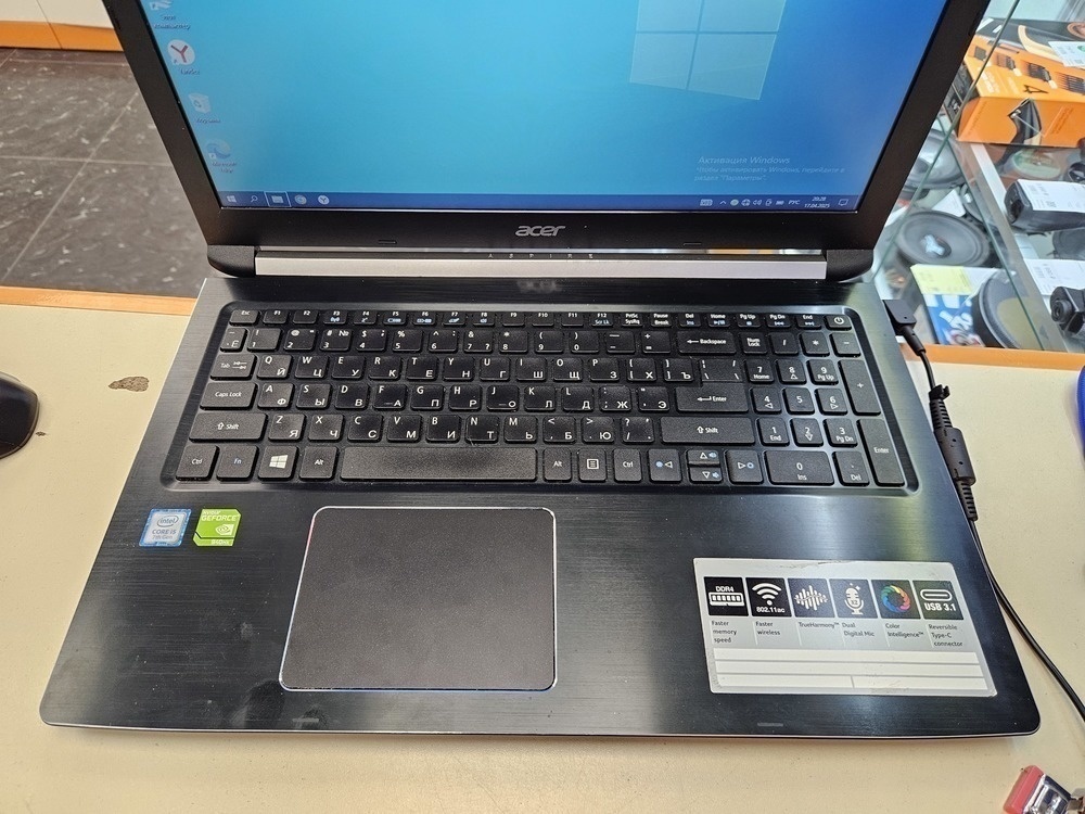 Ноутбук Acer; Core i5-7200U, GeForce 940MX, 6 Гб, Нет, 500 Гб