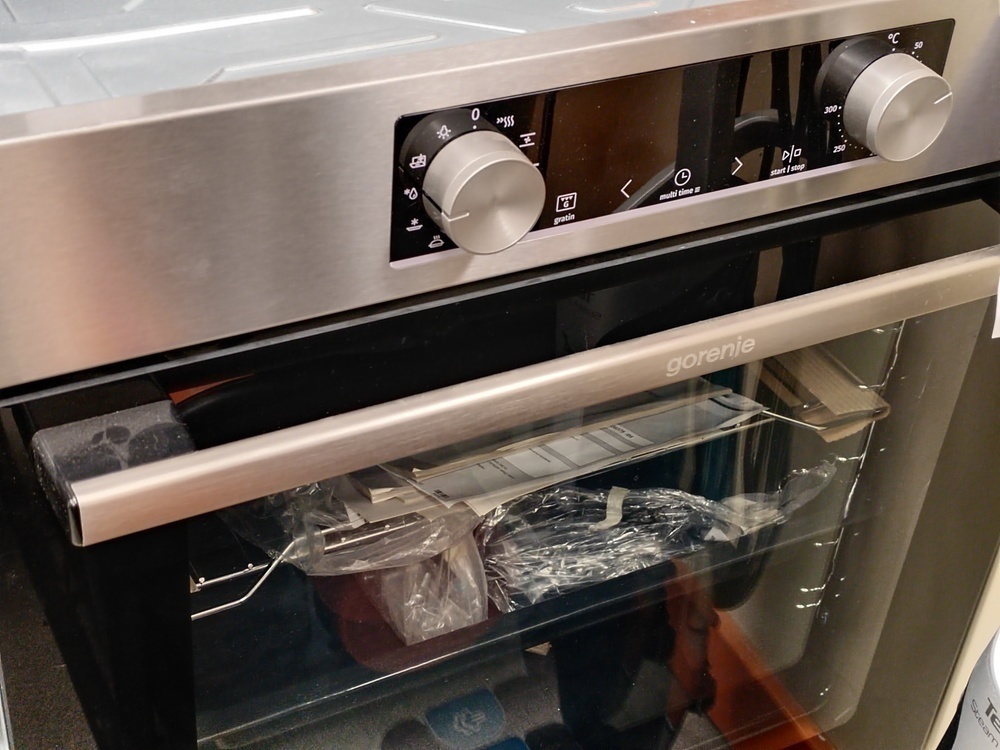 Духовой шкаф Gorenje GECS5C70WA