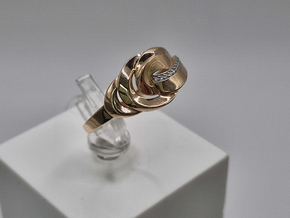 КОЛЬЦО С КАМНЯМИ (Au 585)