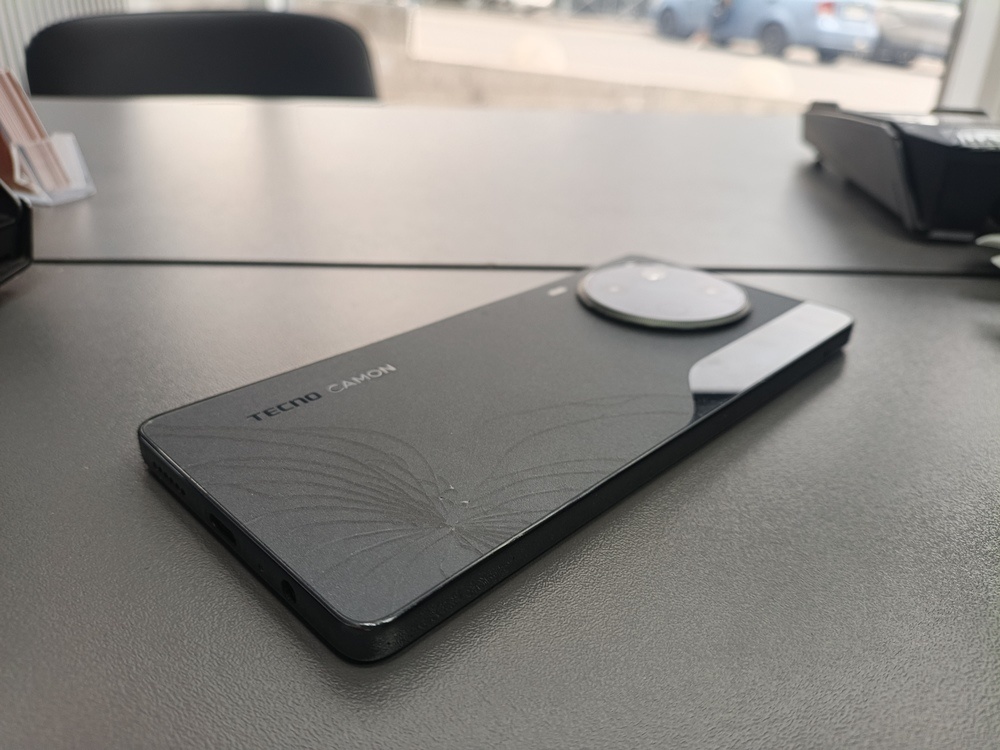 Смартфон Tecno Camon 30 8/256