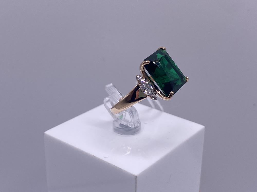 КОЛКМИ585 КОЛЬЦО С КАМНЯМИ (Au 585)