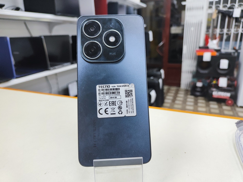 Смартфон Tecno Spark 20 8/256