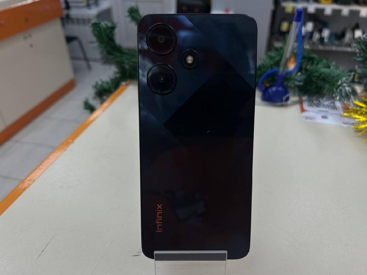 Смартфон Infinix HOT 30i 8/128