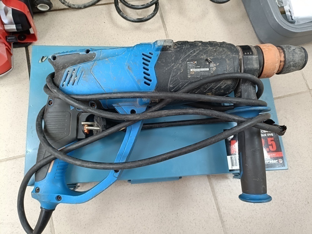 Перфоратор Dexter Z1C-HW-2662SREP