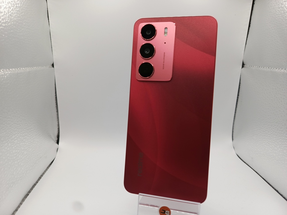 Смартфон Realme C75 8/128