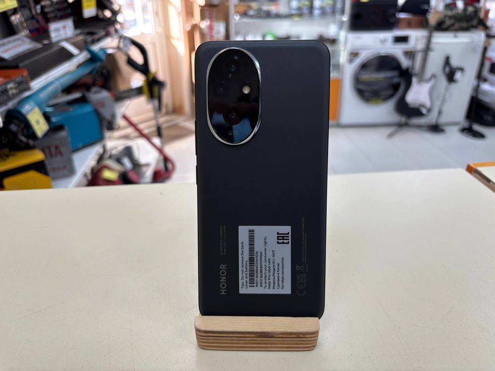 Смартфон Honor 200 8/256