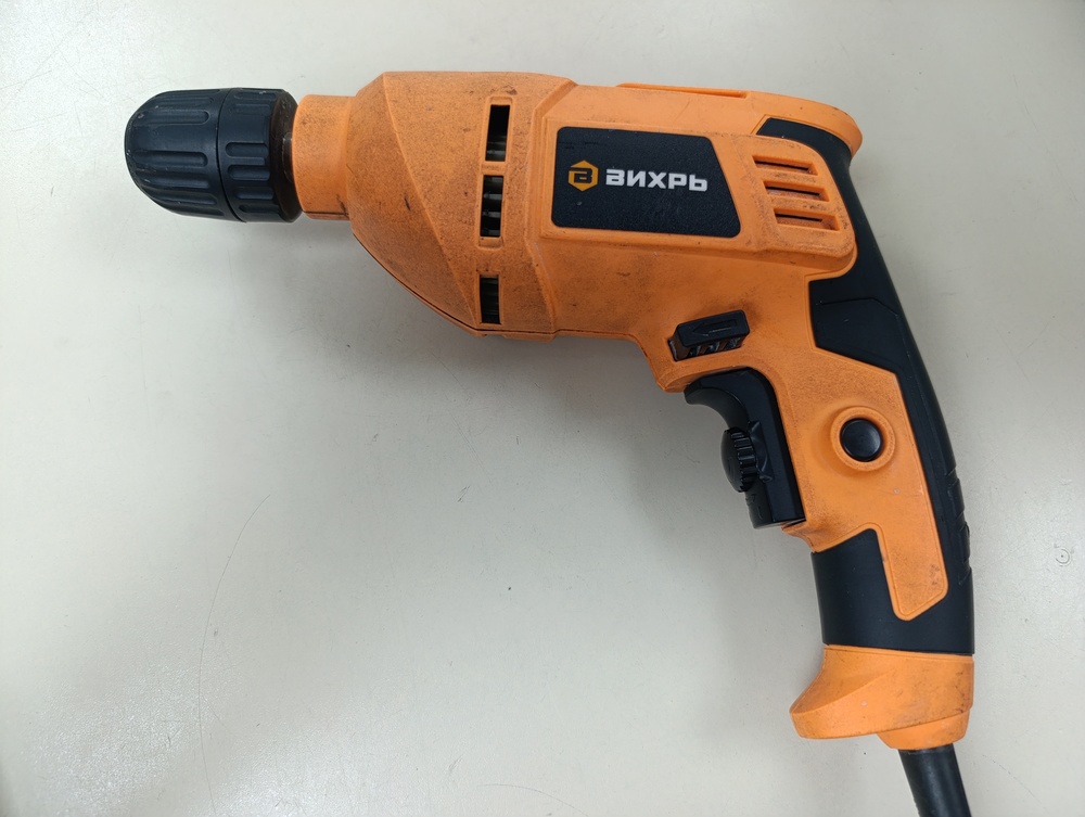 Дрель Вихрь ДУ-550.