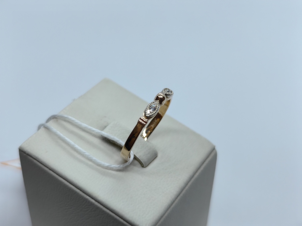 КОЛЬЦО С КАМНЯМИ (Au 585)