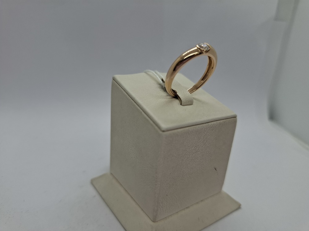 КОЛКМ585 КОЛЬЦО С КАМНЕМ (Au 585)