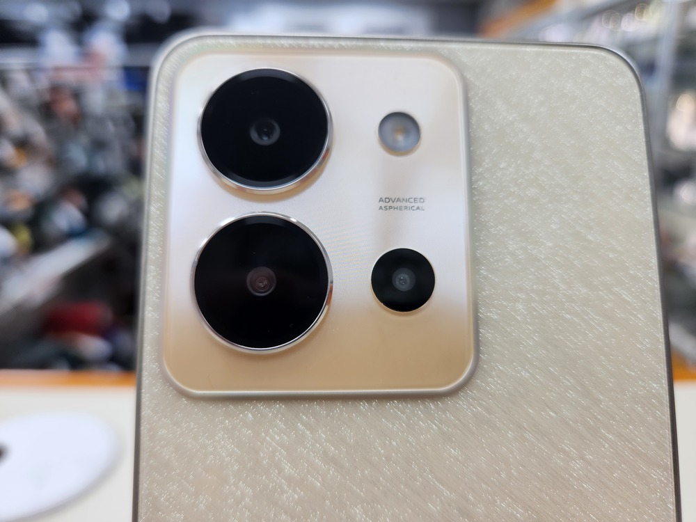 Смартфон Vivo Y36 8/256