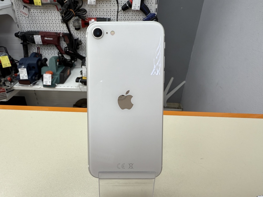 Смартфон Apple iPhone SE 2020 128Gb