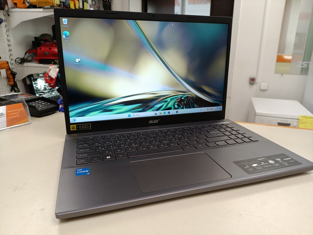 Ноутбук Acer; Core i3-1215U, Intel UHD Graphics, 8 Гб, 256 Гб, Нет