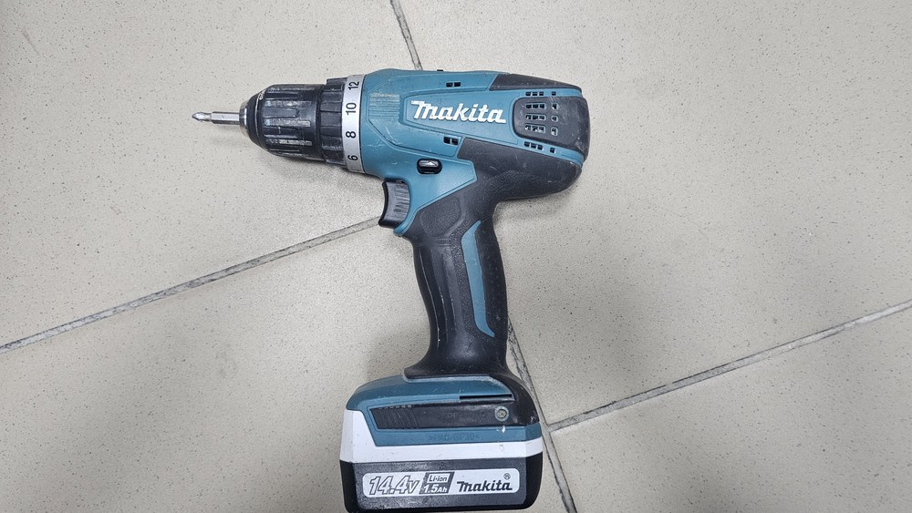Шуруповерт Makita DF347D
