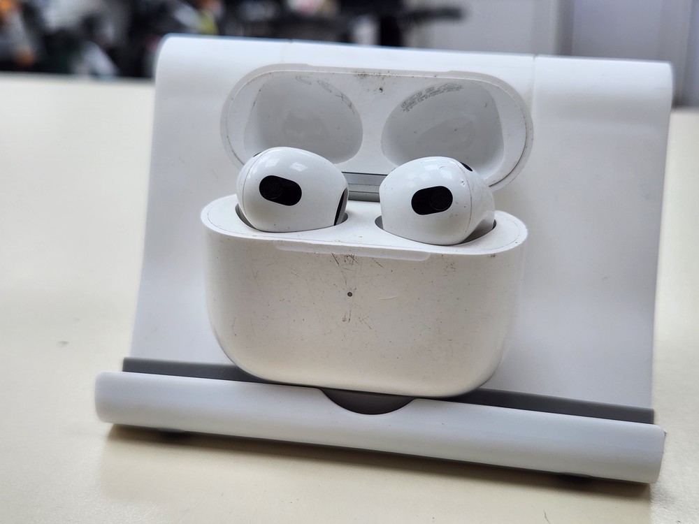 Наушники беспроводные Apple AirPods 3 Lightning