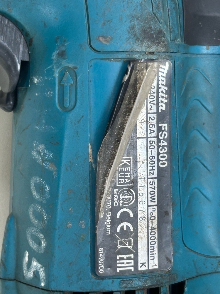 Шуруповерт Makita FS4300