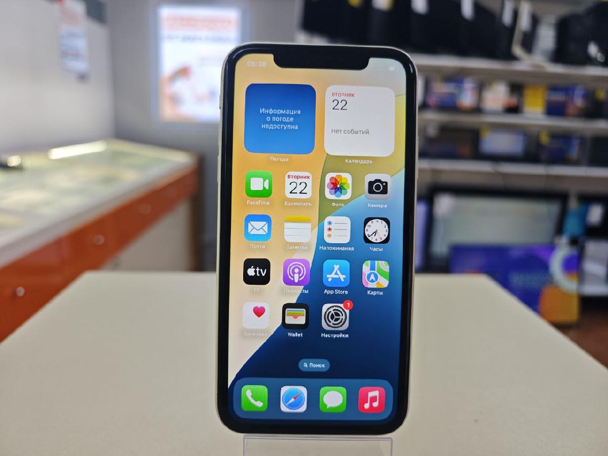 Смартфон Apple iPhone 11 64Gb