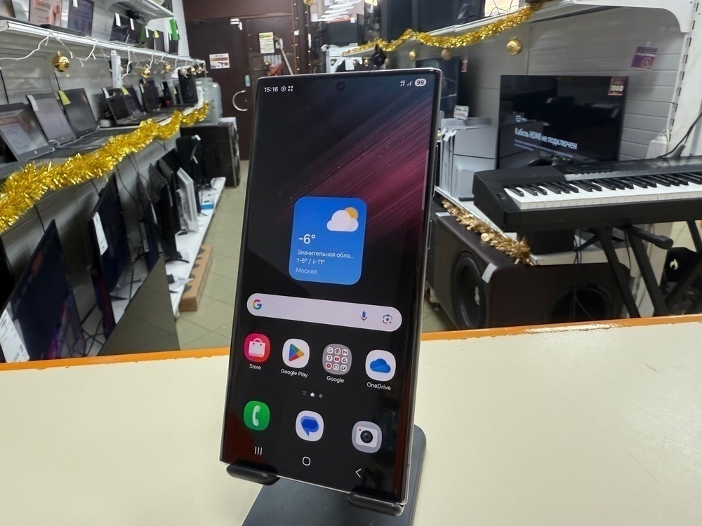 Смартфон Samsung Galaxy S22 Ultra 8/128