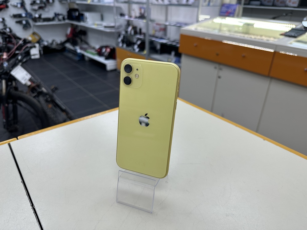 Смартфон Apple iPhone 11 64Gb