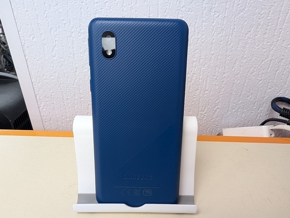 Смартфон Samsung Galaxy A01 Core 2/16