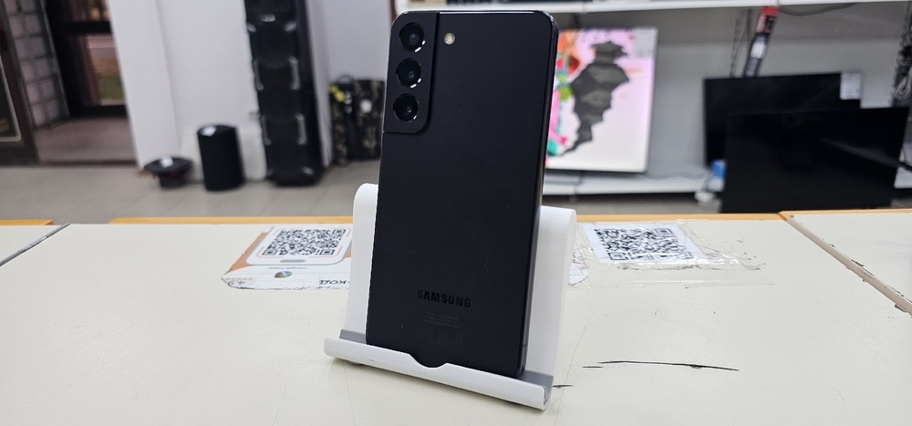 Смартфон Samsung Galaxy S22 8/128