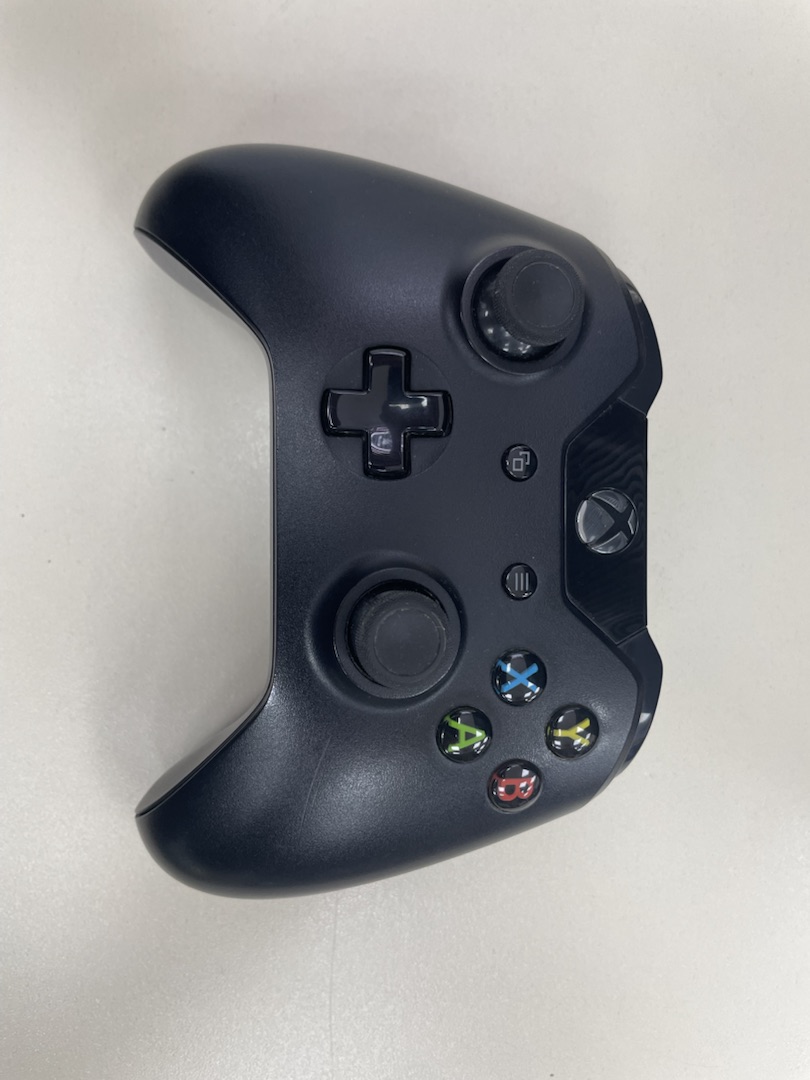 Игровая приставка Xbox One 500Gb