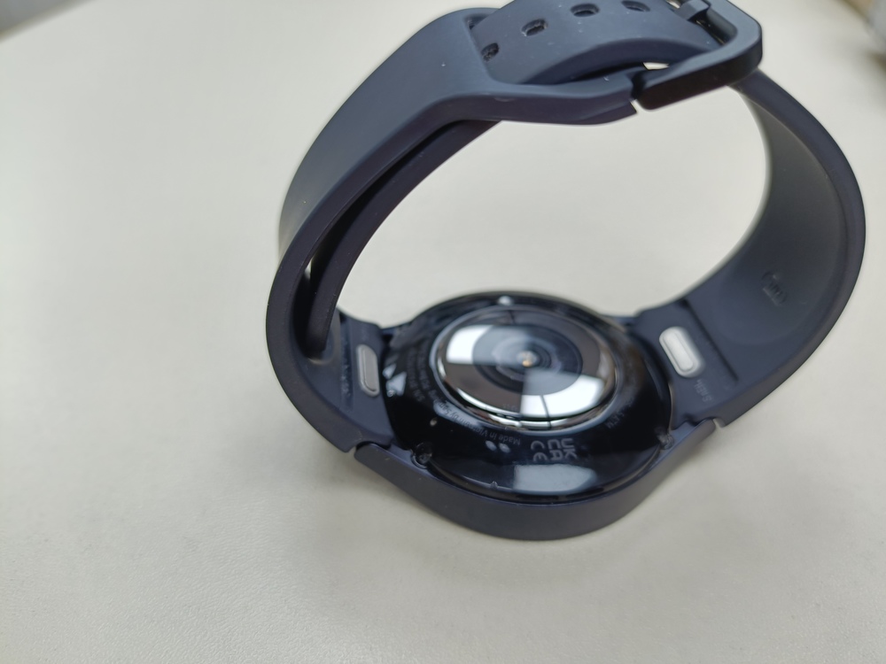 Смарт-часы Samsung Galaxy Watch 6 44mm