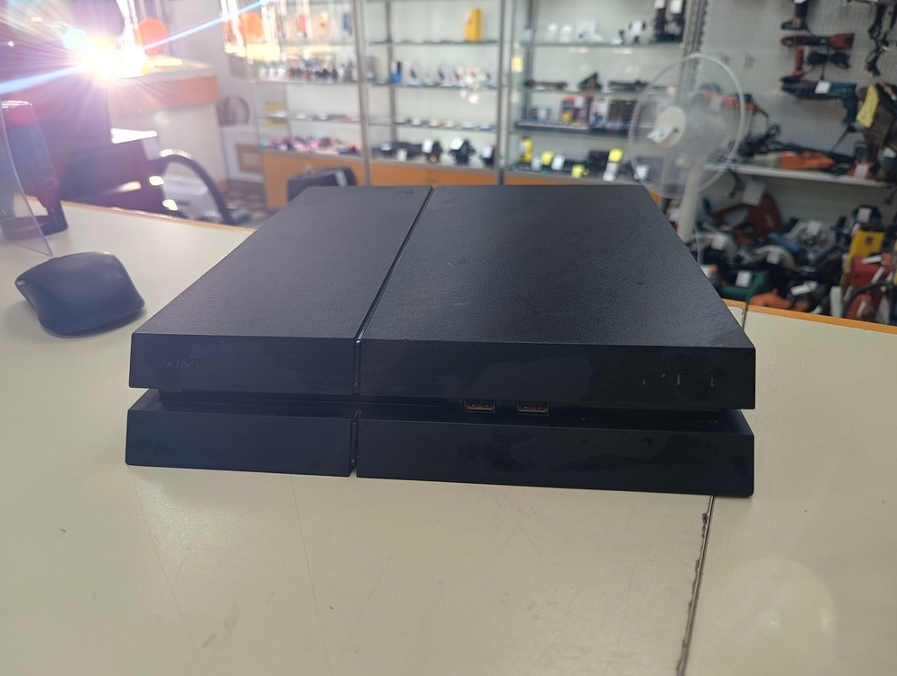Игровая приставка PlayStation 4 500GB