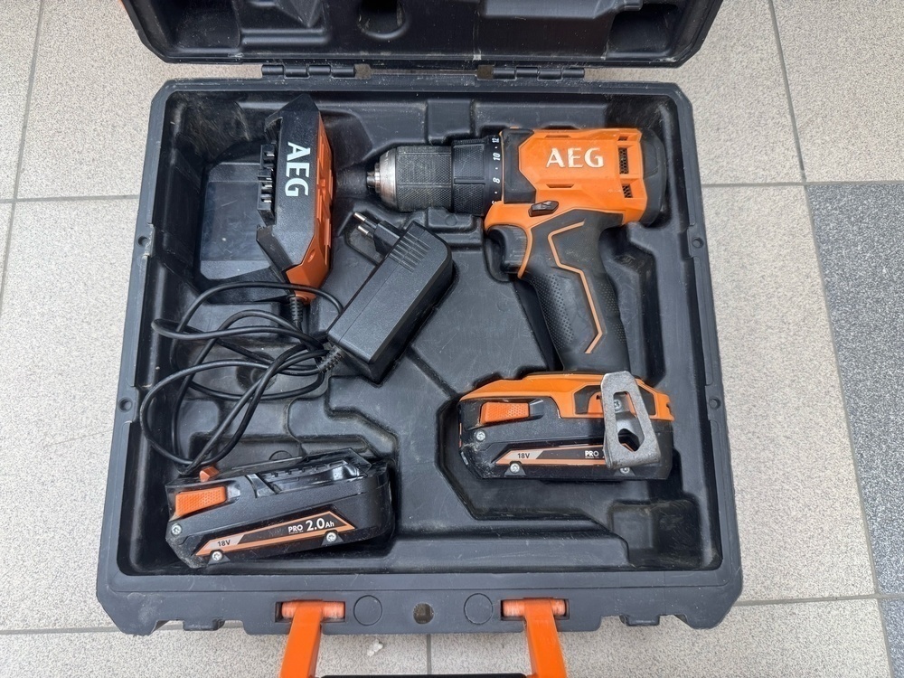 Шуруповерт AEG BS18G4