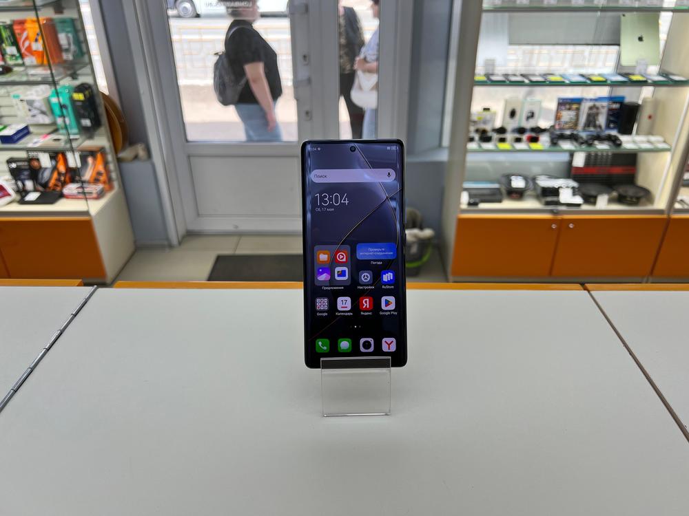Смартфон Tecno Spark 20 Pro+ 8/256