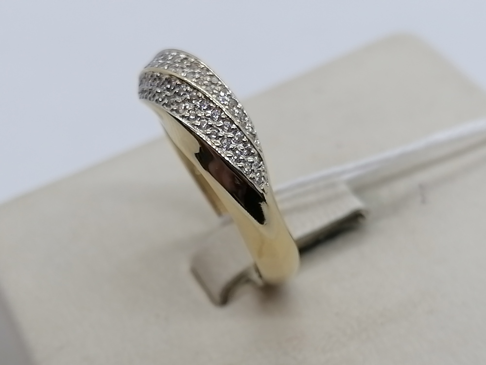 КОЛЬЦО С КАМНЯМИ (Au 585)