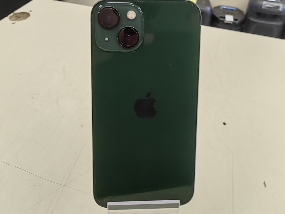 Смартфон Apple iPhone 13 128Gb