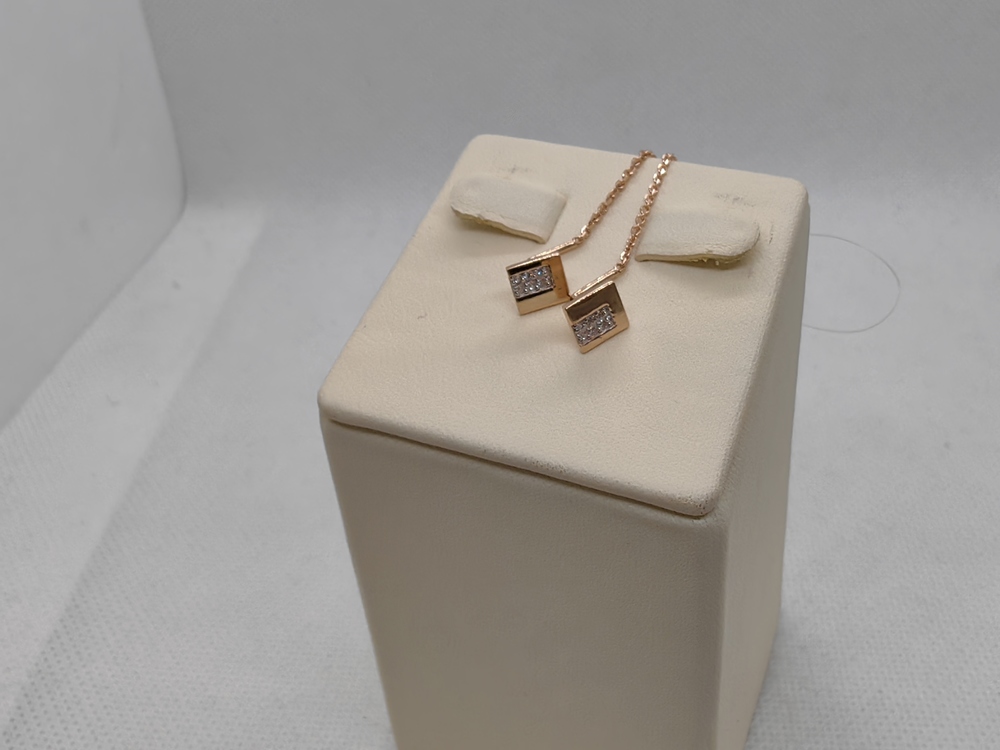 СЕРЬГИ ПРОДЕВКИ с камнями (Au 585)