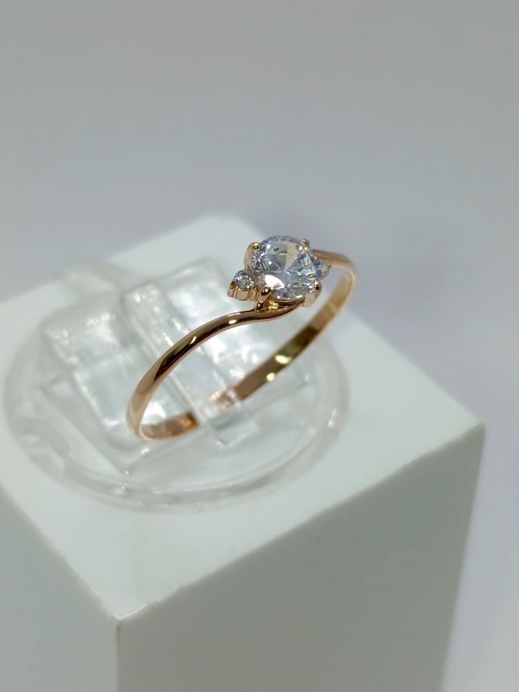 КОЛКМИ585 КОЛЬЦО С КАМНЯМИ (Au 585)
