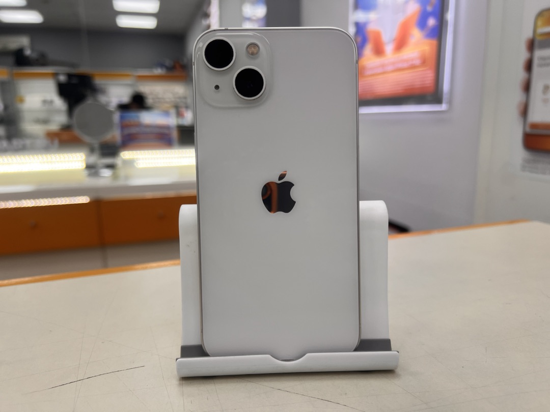 Смартфон Apple iPhone 13 128Gb