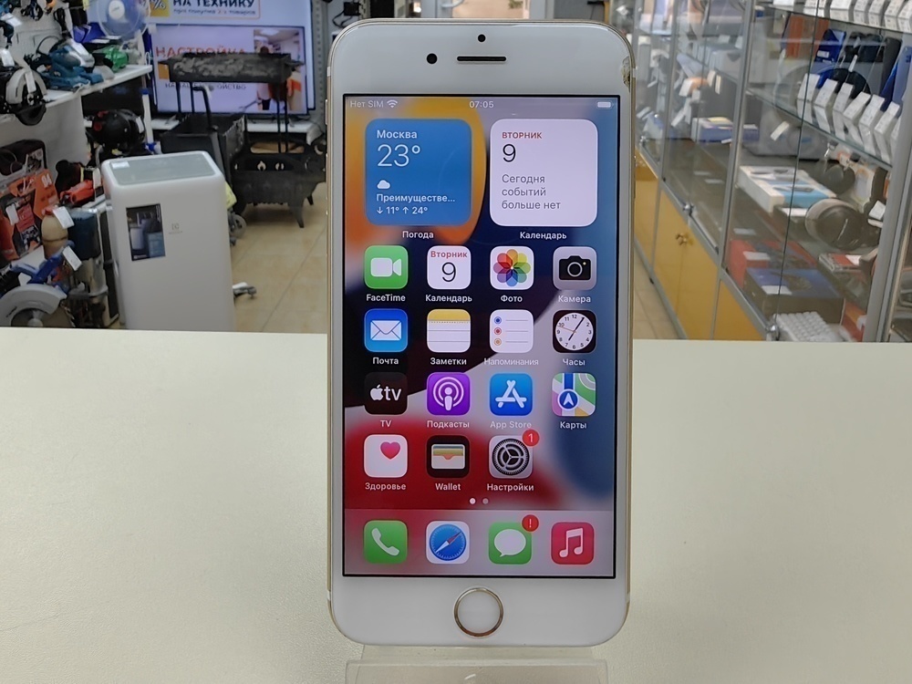Смартфон Apple iPhone 6S 64Gb