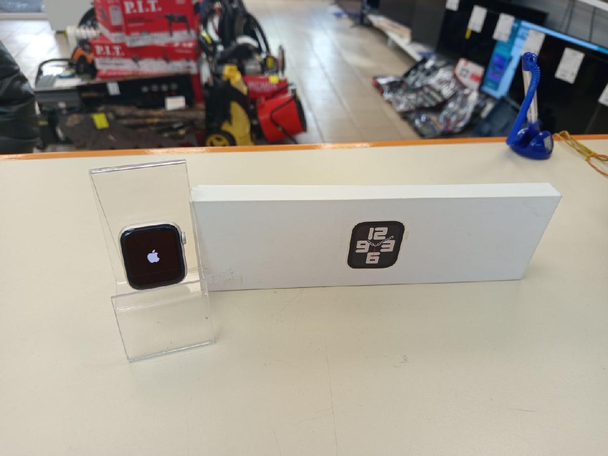 Смарт-часы Apple Watch SE 2022 40mm