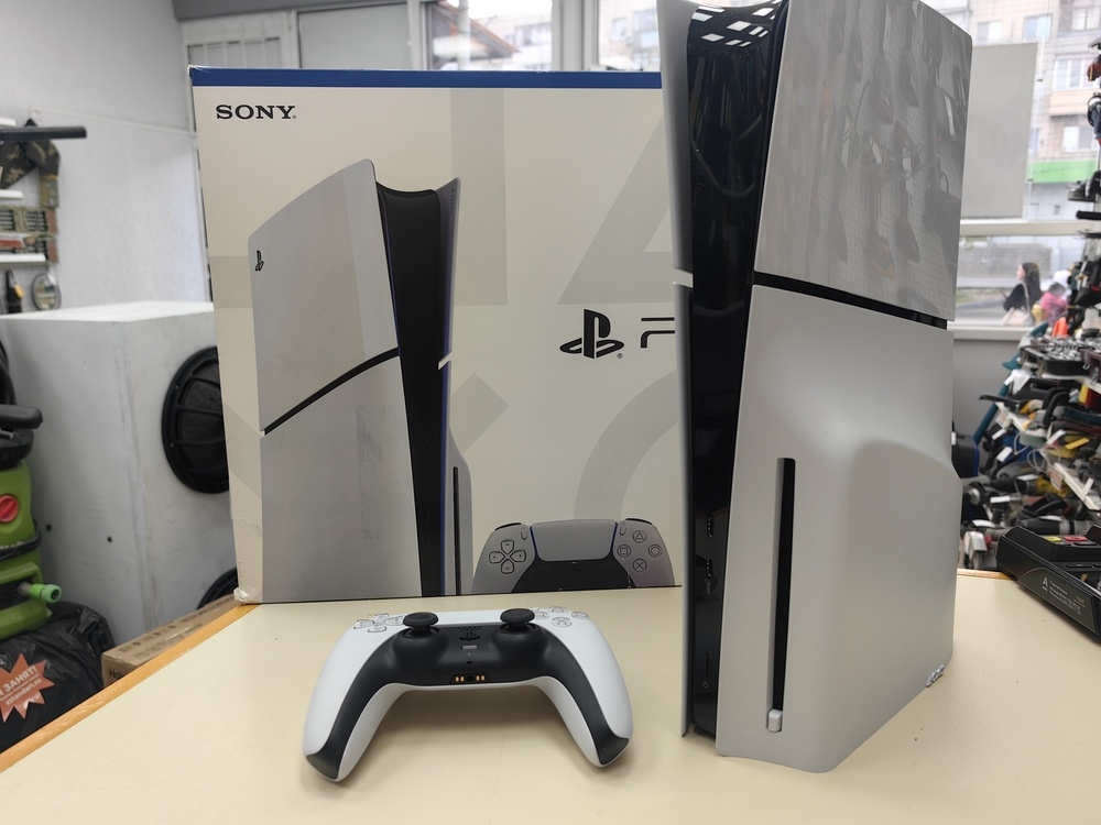 Игровая приставка PlayStation 5 Slim 1TB (С дисководом)