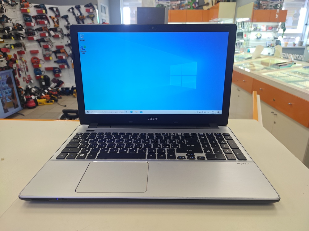 Ноутбук Acer; Core i5-4210U, GeForce 840M, 6 Гб, 1 Tb, Нет