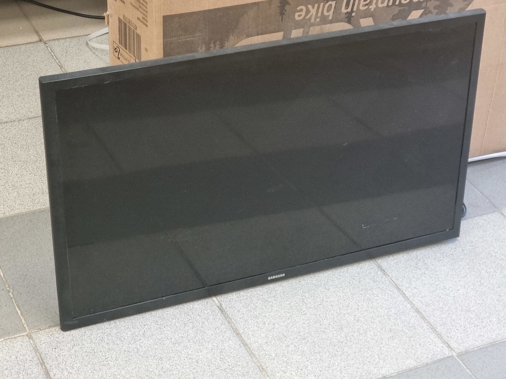 LED Телевизор Samsung UE32T4500AU