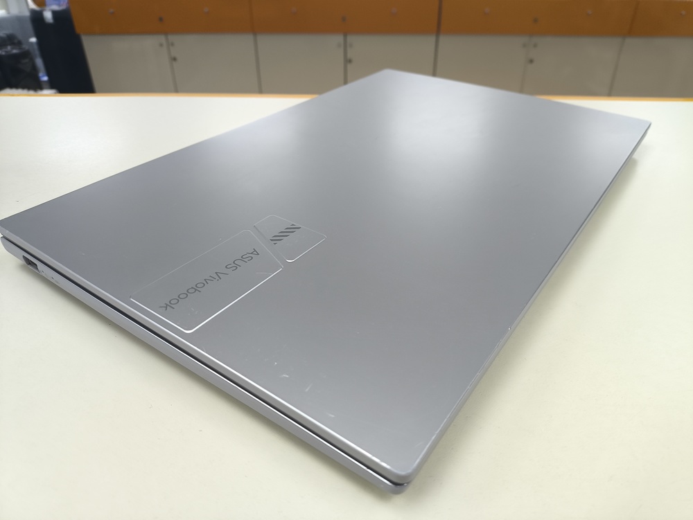 Ноутбук ASUS x1504z; Core i3-1215U, Intel UHD Graphics, 8 Гб, 500 Гб, Нет