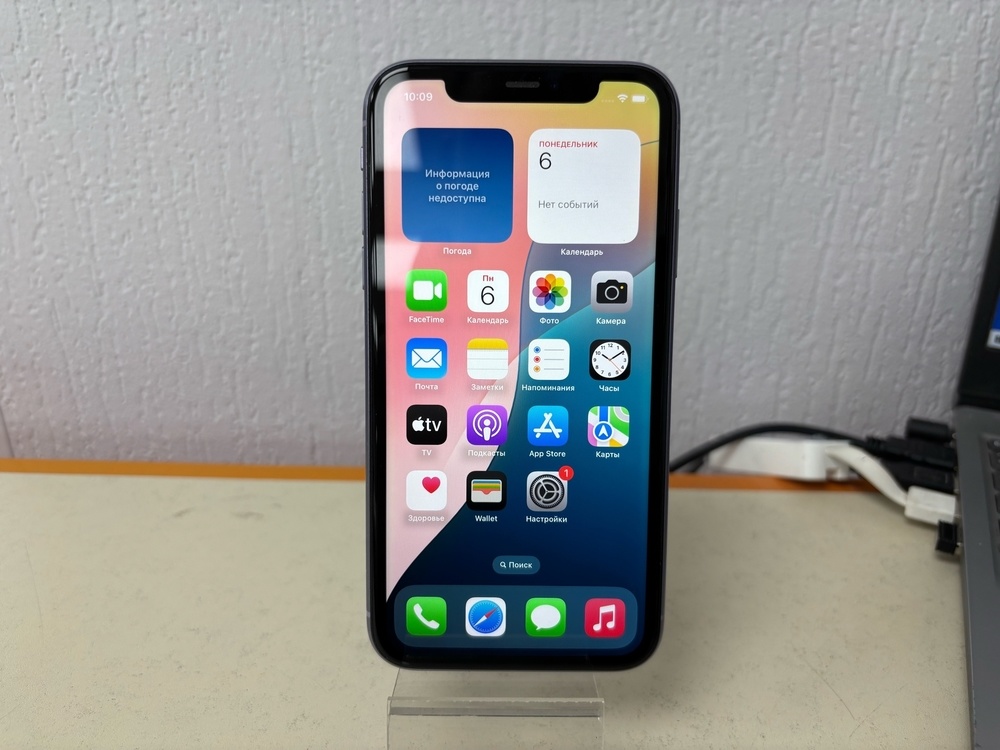 Смартфон Apple iPhone 11 64Gb