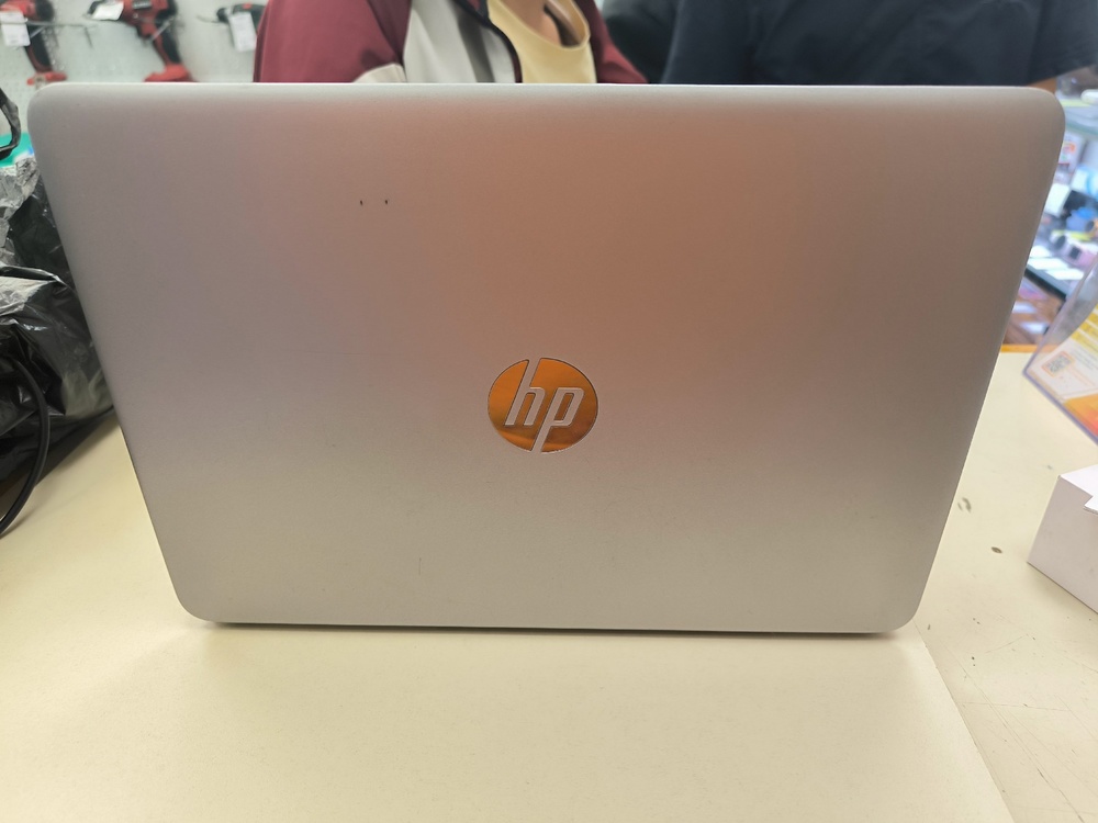 Ноутбук HP; Core i5-6300U, HD Graphics, 8 Гб, 240 Гб, 1 Tb