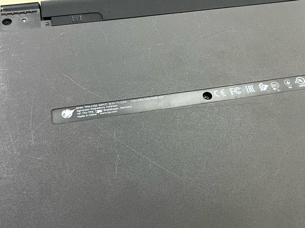 Ноутбук HP; A6-7310, Radeon R4 series, 4 Гб, 250 Гб, Нет