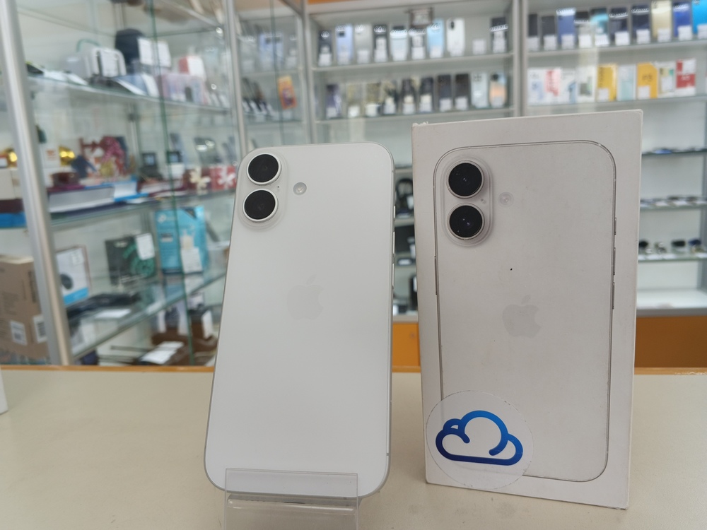 Смартфон Apple Iphone 16 256Gb
