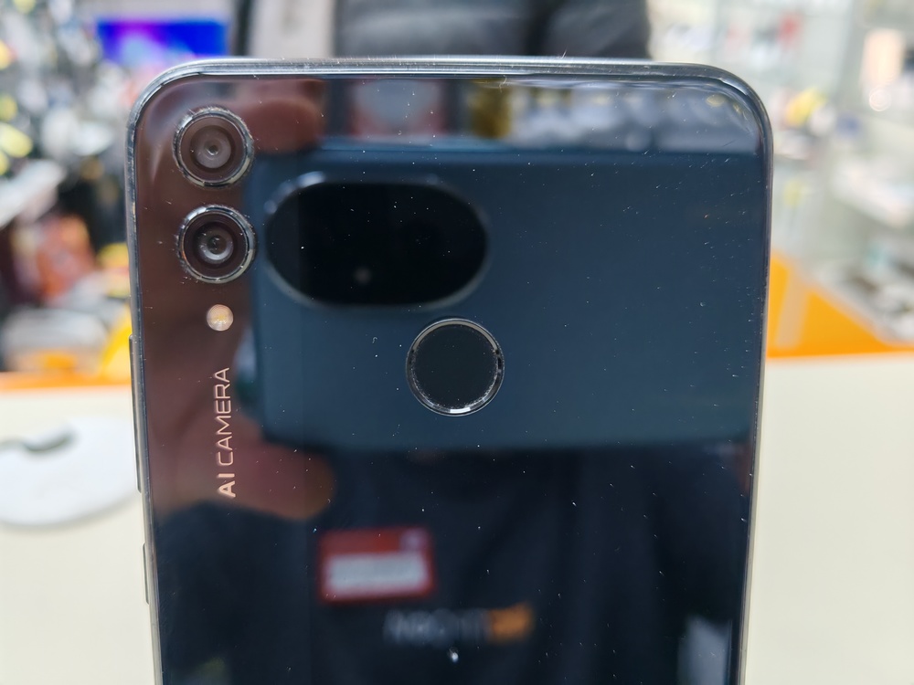 Смартфон Honor 8X 4/64