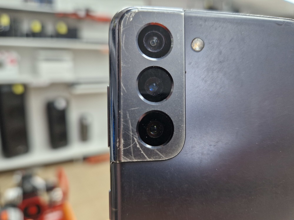 Смартфон Samsung Galaxy S21 5G 8/256