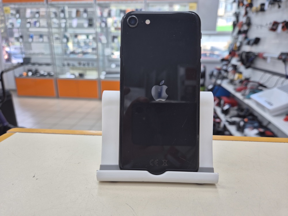 Смартфон Apple iPhone SE 2020 64Gb